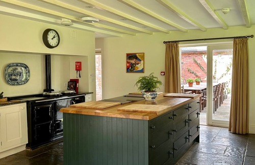 Monnington-on-Wye House | Monnington House & Garden Cottage 9 double bedrooms 9 bathrooms Great for groups