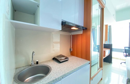 Hegarmanah Apartment | Monochrome Studio Room At Taman Melati Jatinangor Apartment