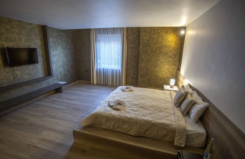 Inija Bed & Breakfast | Monogramlux