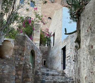 Monemvasia House | MONOVASIA SUITES Anopolis