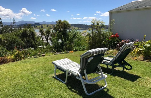 Rawene Bed & Breakfast | Monro House Rawene