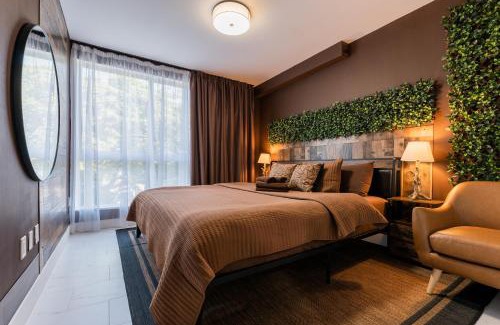 Downtown Hollywood Apartment | MONROE APART HOTEl