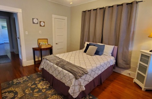 Monroe House | Monroe Garden District Neighbors
