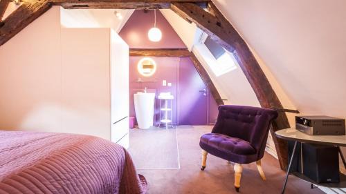 Mons House | Mons Dragon House