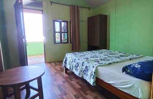 Agonda Hotel | Monsoon Beach front Hut: 102