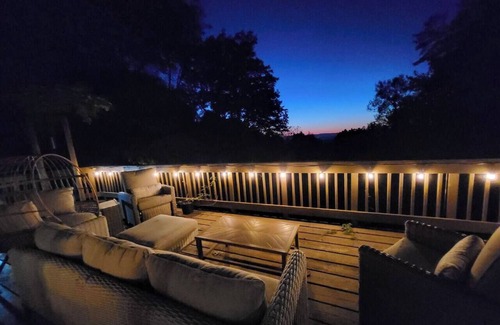 Linden House | Mont Bleu, A-Frame Cabin w/Hot Tub & Scenic Views