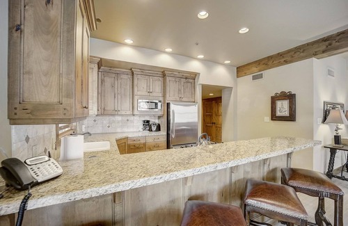 Deer Valley Condo | Mont Cervin #22 by AvantStay | Luxury Ski in Ski out home in Park City!