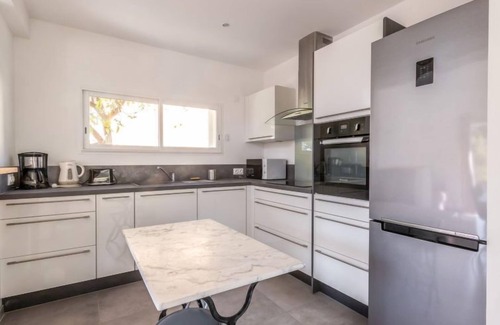 Le Mourillon House | Mont des oiseaux by Interhome