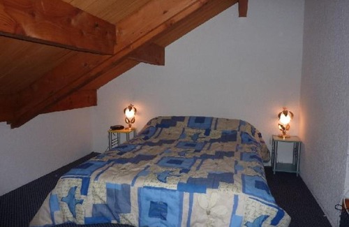 Mont-Dore Apartment | Mont-Dore Duplex 40m² avec Balcon, Wifi et Parking - FR-1-608-51