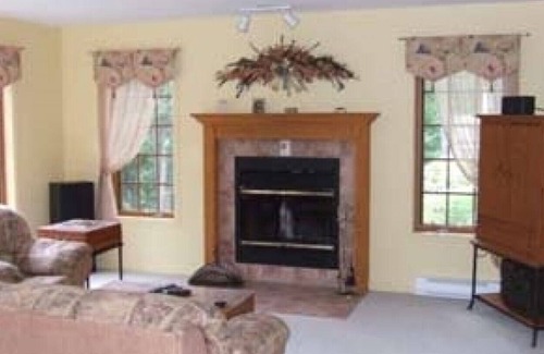 Mont-Tremblant Cottage | Mont-Tremblant Home (Chalet) in Quiet Location, but Close to the Action