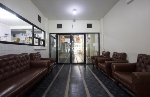 Saen Suk Apartment | Monta Apartment