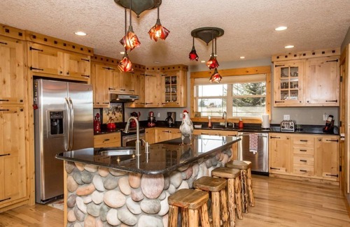 Kalispell House | Montana Dreams Getaway - The Lodge