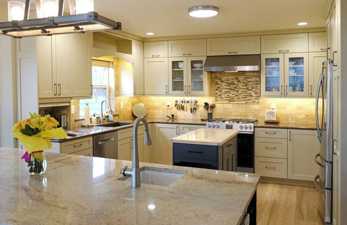 Bozeman House | Montana Vista Retreat with Stunning Bridger Mountain Views!