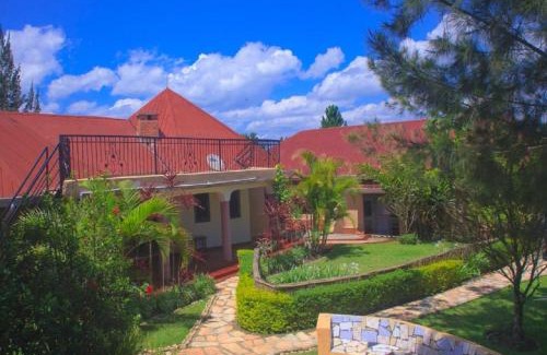 Fort Portal Hotel | Montane Safaris Hotel