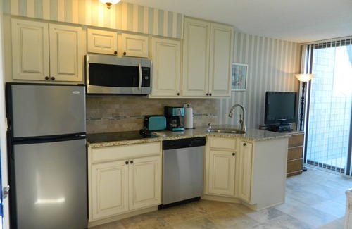 Montauk Condo | Montauk Surf Club Oceanside Resort Condominium