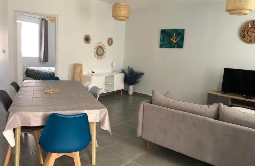 Montbard House | Montbard Maison 7 pers centre historique chez Delphine et Guillaume