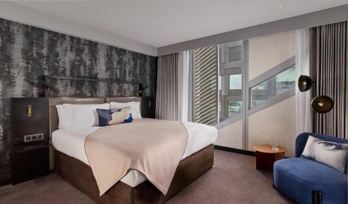 Hoxton West Hotel | Montcalm East, Autograph Collection