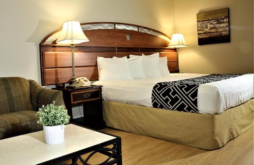 Kissimmee Hotel | Monte Carlo Inn- Near Disney