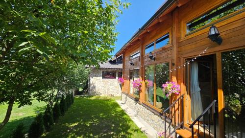 Kolasin Villa | Monte Chalet Kolašin