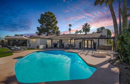 Scottsdale Highlands House | Montecito - Hot Tub - Amazing Pool - Fire Pit