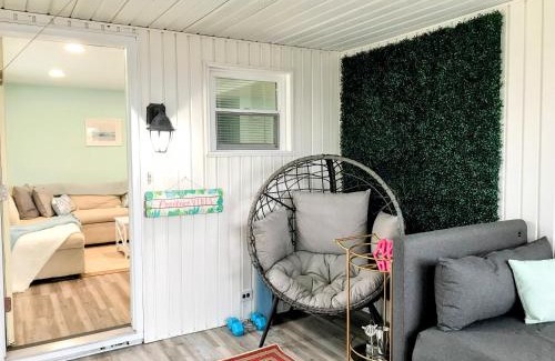 Montego Bay House | Montego Bay-Bayside Blues on Beachcomber