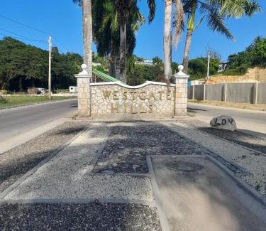 West Gate Hills Apartment | Montego Bay westgate Hills jamaica Melrose place