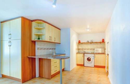 Carvoeiro Villa | Montenegro Superbly Located Family Vila With Game Room & Pool