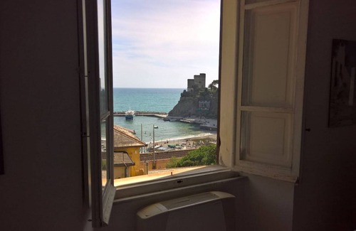 Borgo Antico Apartment | MONTEROSSO OT Servano 13 Standard Villa (CIN IT011019C2LI6PJTWI)