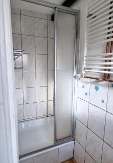 Viersen Apartment | Monterwohnungen Santos-Lerch