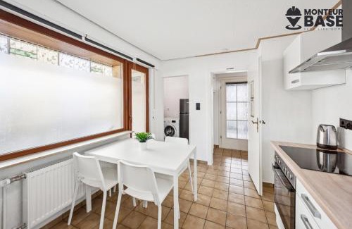 Obertshausen Apartment | MONTEUR - Unterkunft für bis zu 6 Personen in 63179 Obertshausen - OF04