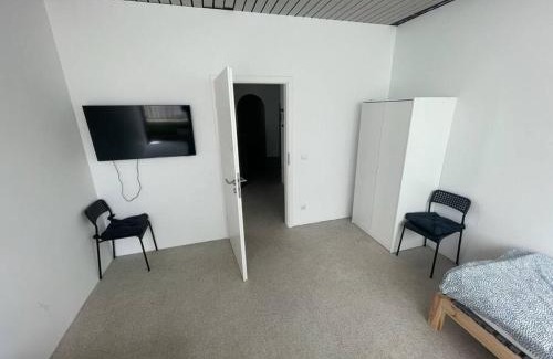 Hassloch Apartment | Monteursparadies 4 DZ, 2 Bäder, einfach gut