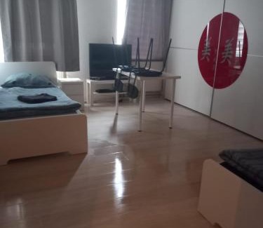 Zeitz Apartment | Monteurwohnung bei Nina EGL