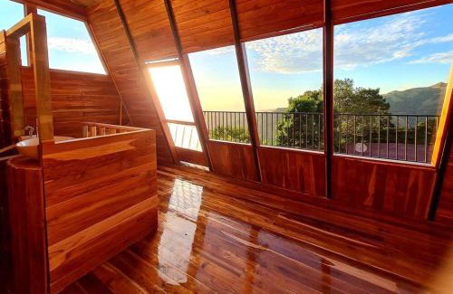La Lindora House | Monteverde Torremar House