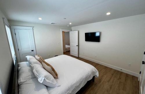Montgomery Apartment | Montgomery Modern