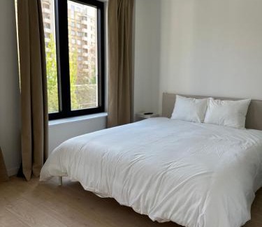 Sint-Lambrechts-Woluwe House | Montgomery Rooms & Suites