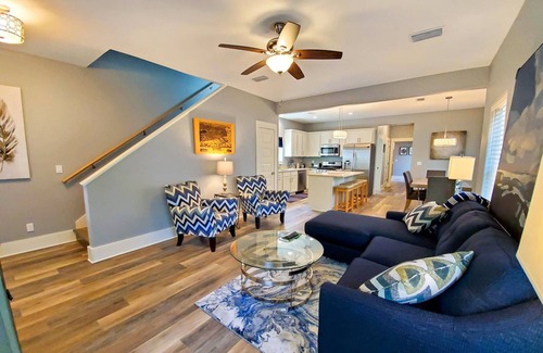 Downtown House | MONTHLY STAYS AVAIL! Pet Friendly Home in the Heart of Downtown Pensacola!
