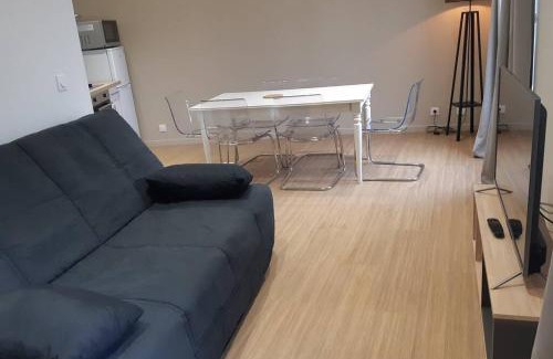 Montivilliers Apartment | MONTI HYPERCENTRE Parking, wifi