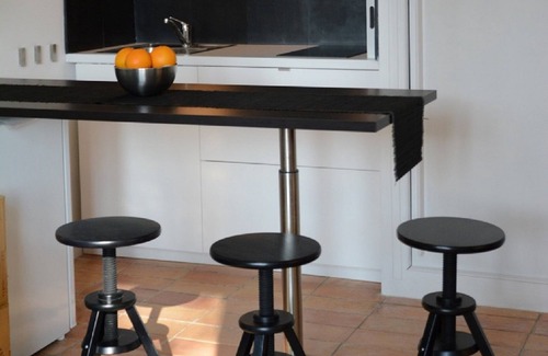 Saint-Clement-de-Riviere Apartment | Montpellier North, 2 charming rooms in the pinewood