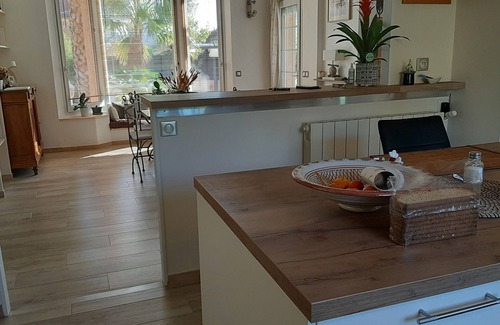 Castelnau-le-Lez Villa | Montpellier - Castelnau VILLA 170 m2 in calm with swimming pool - Beach 12 km