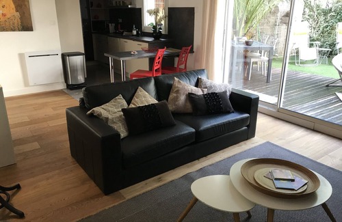 Port Marianne Apartment | MONTPELLIER, HEART PORT MARIANNE, AIR CONDITIONING, PRIVATE GARDEN and GARAGE
