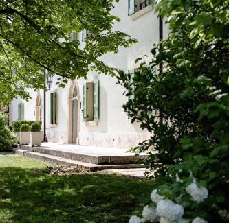 Sona Villa | Montresora, villa con piscina privata tra il Lago di Garda e Verona