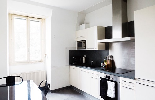 Montreux City Centre Apartment | Montreux Apartment on the Lake