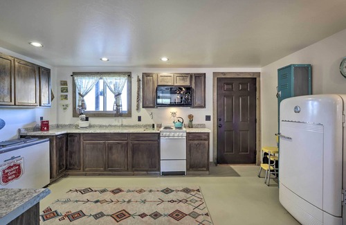 Montrose Cabin | Montrose Barndominium on 7 Acres with Views!