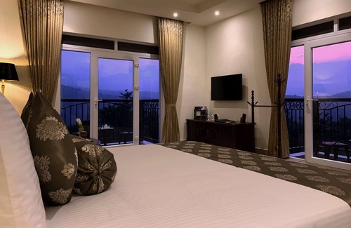 Somvarpet Hotel | Montrose Golf Resort & Spa