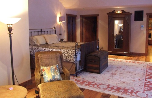 Great Barrington House | Monument Mountain Lodge