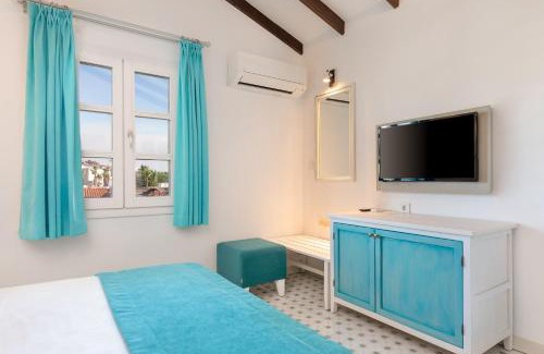 Sigacık Hotel | Monza House Otel