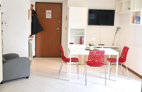 Monza Apartment | [Monza] Monolocale completo