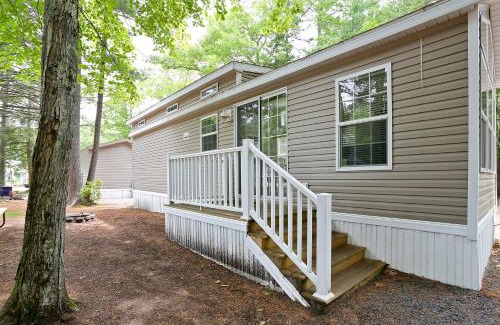 Moody Resort | Moody Beach Camping Resort Cottage - Loft
