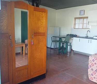 Beaufort West Apartment | Mooi Uitsig Droom