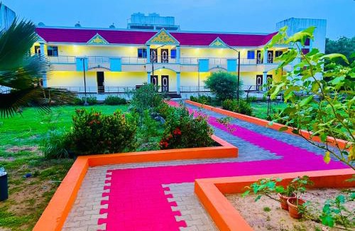 Thirukadaiyur Hotel | Mookambigai Residency